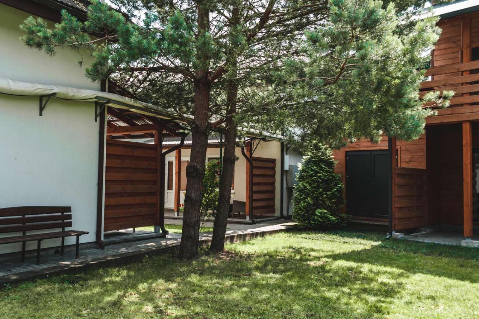 Апартаменты Sonyachni Bungalo Melniki  Экстерьер фото